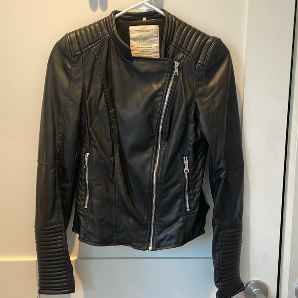 Zara Trafaluc leather jacket XS